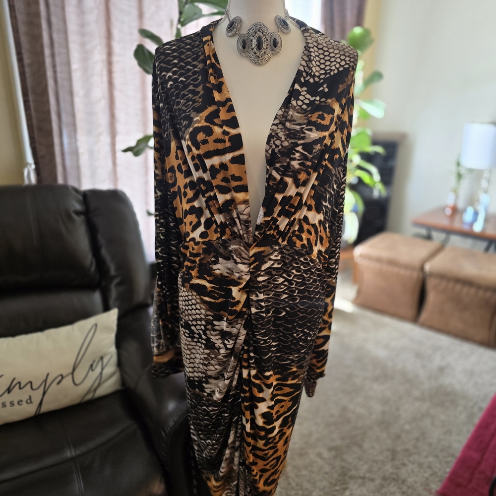 Fashion Nova Animal Print Long Sleeve Dress